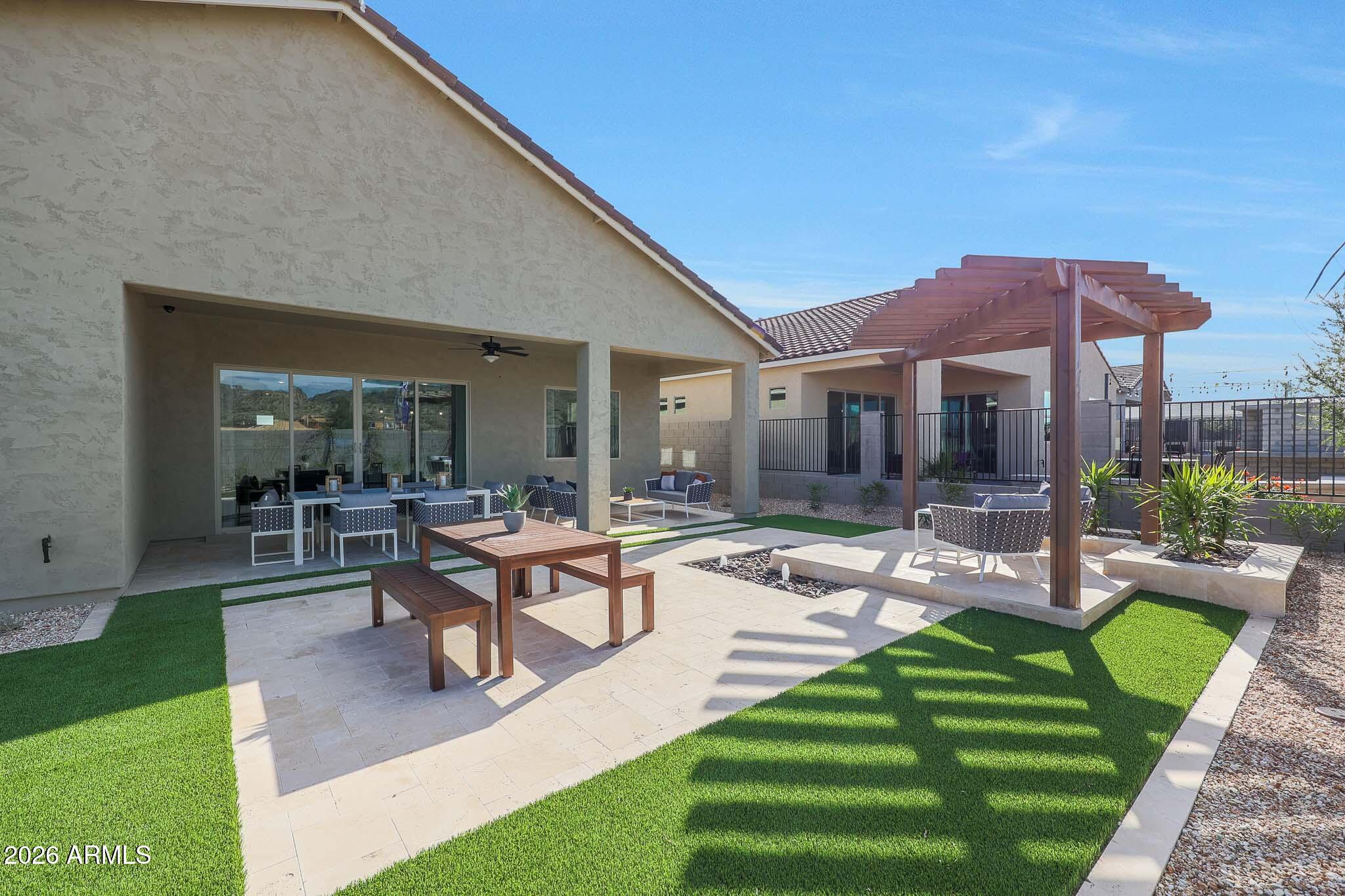 34358 N TIMBERLAKE Manor