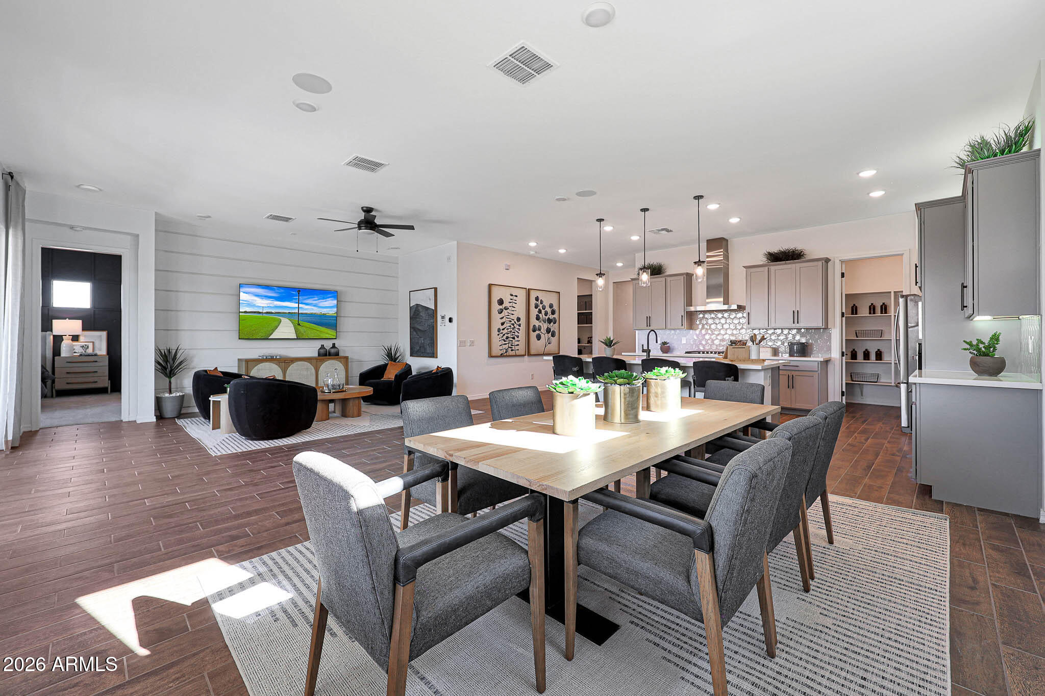 34358 N TIMBERLAKE Manor