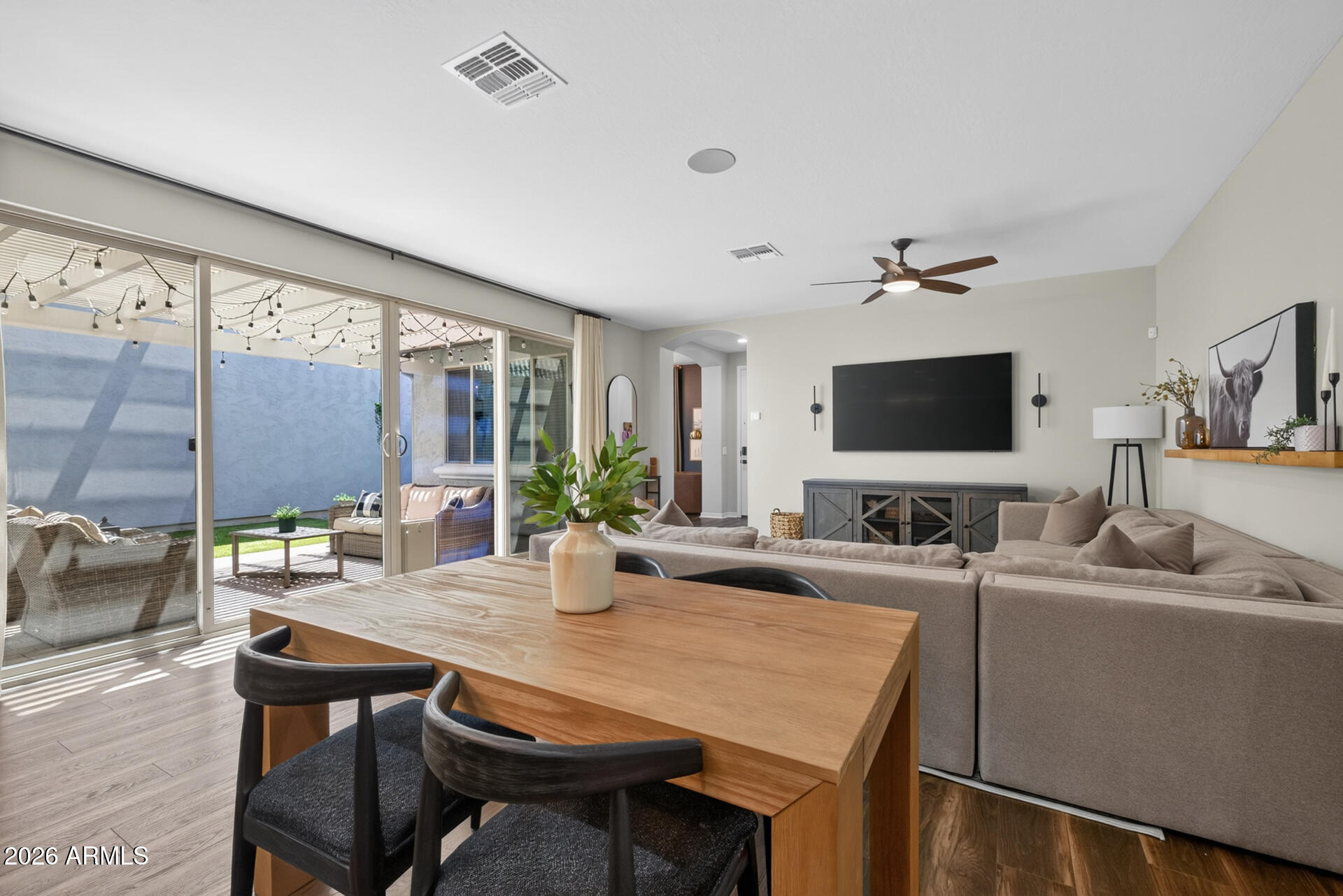 4126 E JONES Street