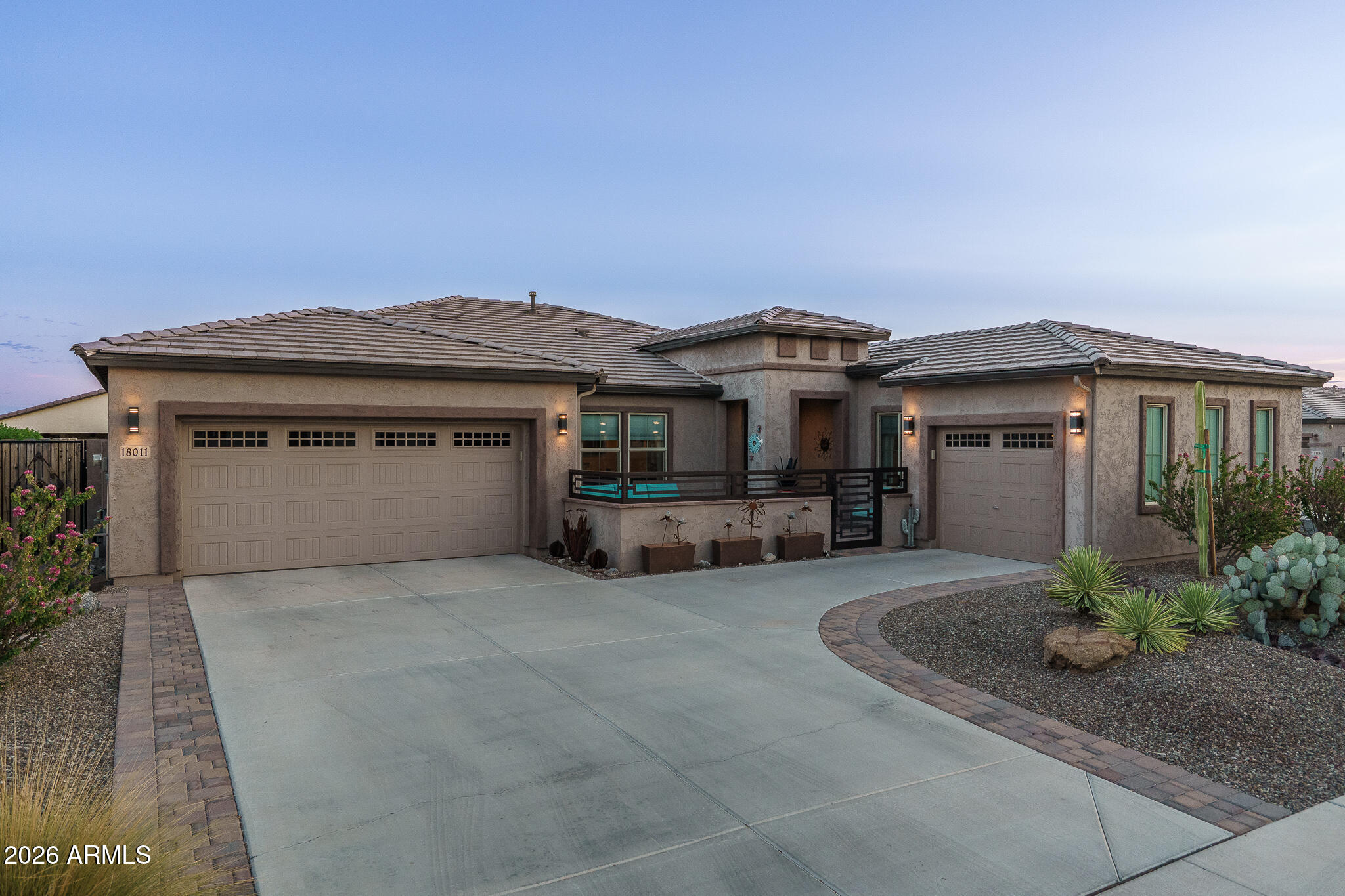 18011 W REDWOOD Lane