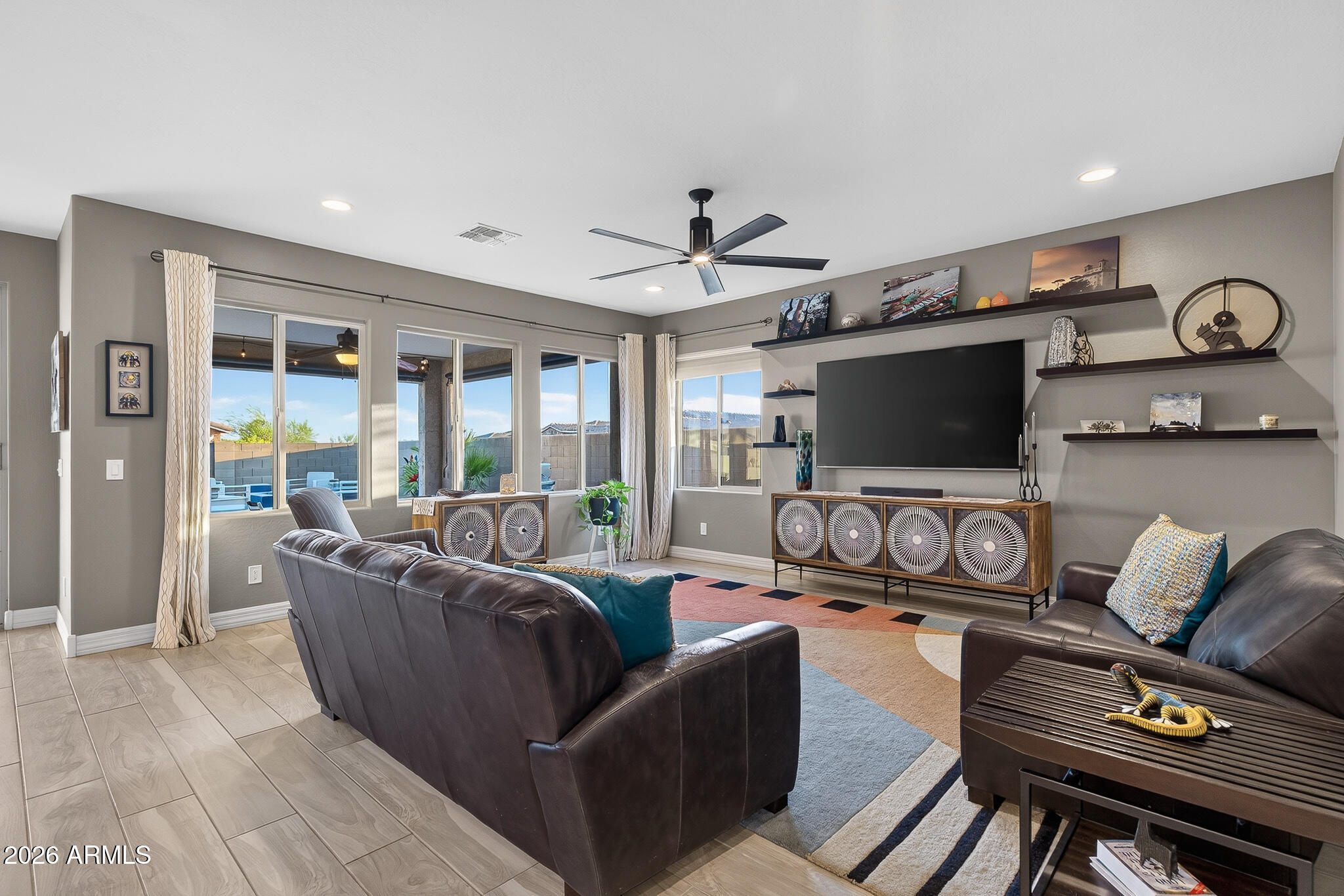 18011 W REDWOOD Lane