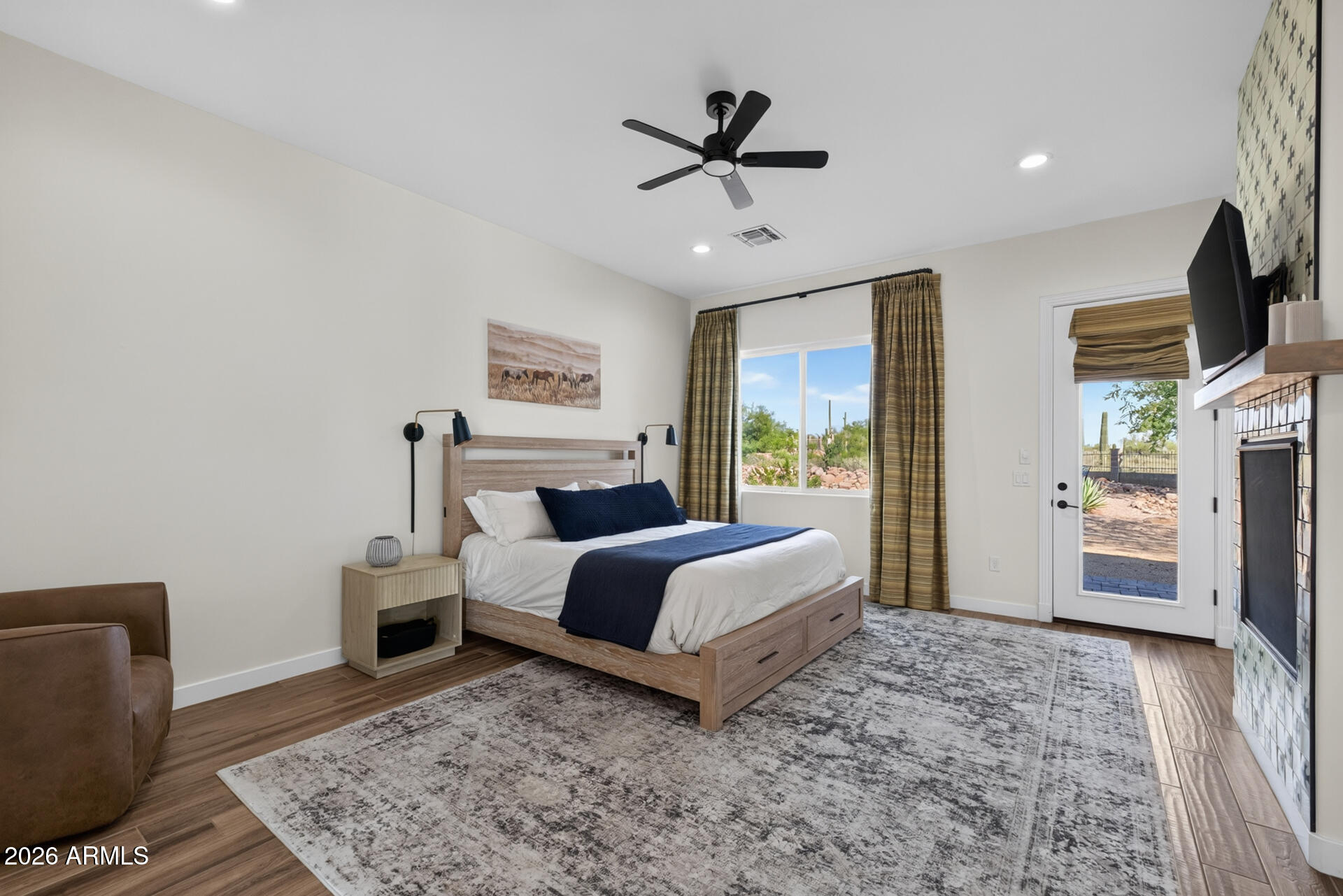 1414 S MORNING DOVE Court