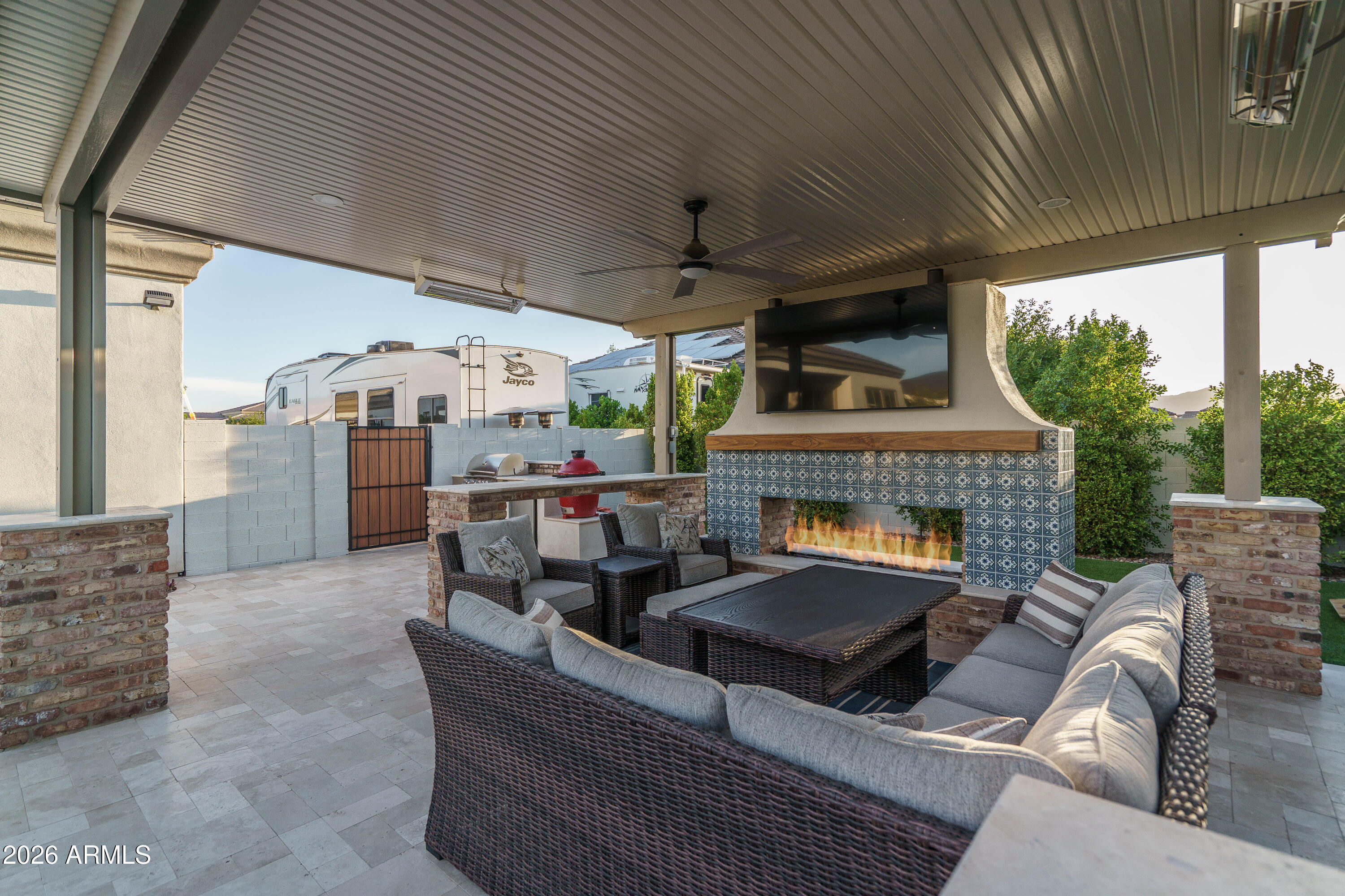 18204 W MONTEBELLO Court
