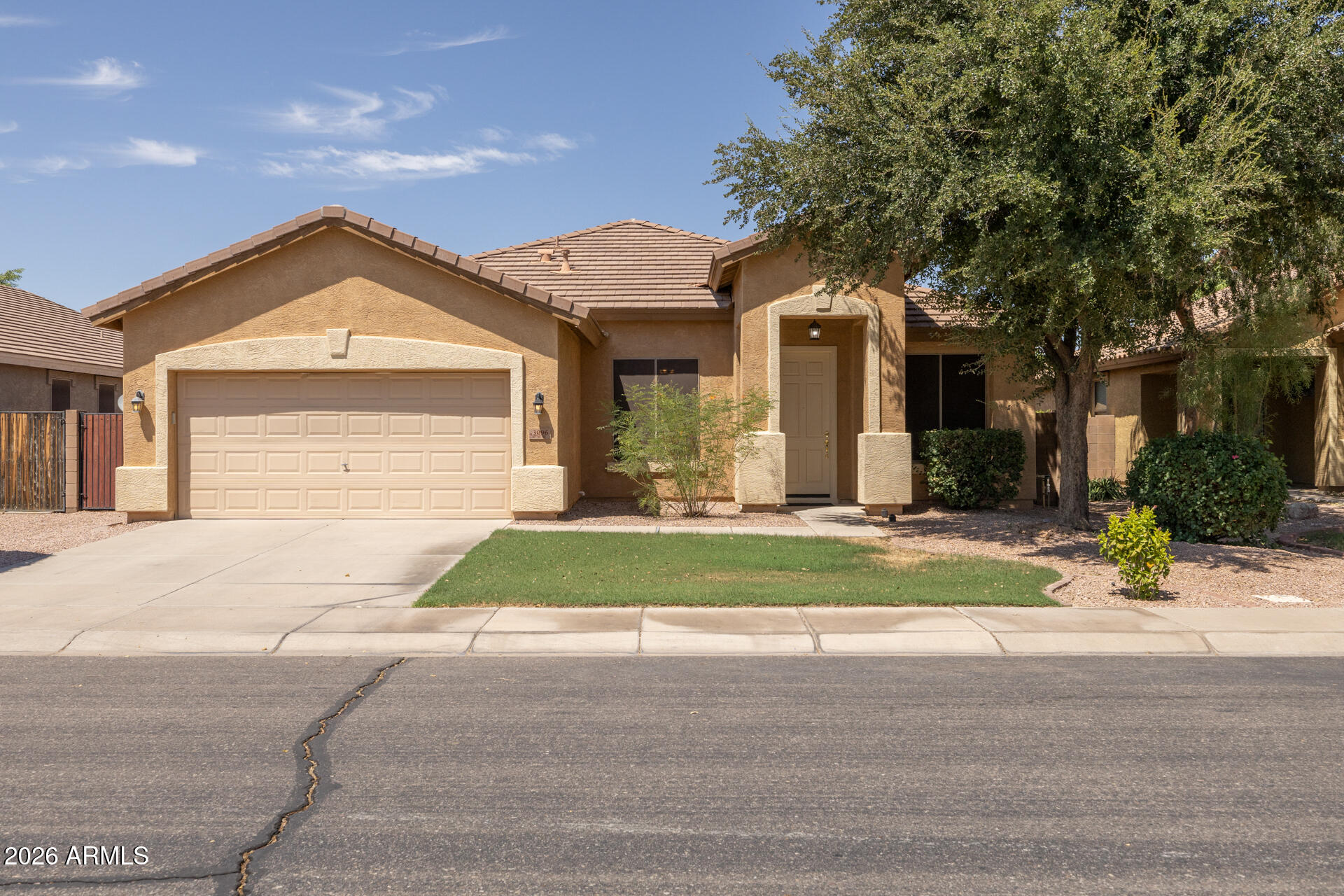 3096 E KINGBIRD Place
