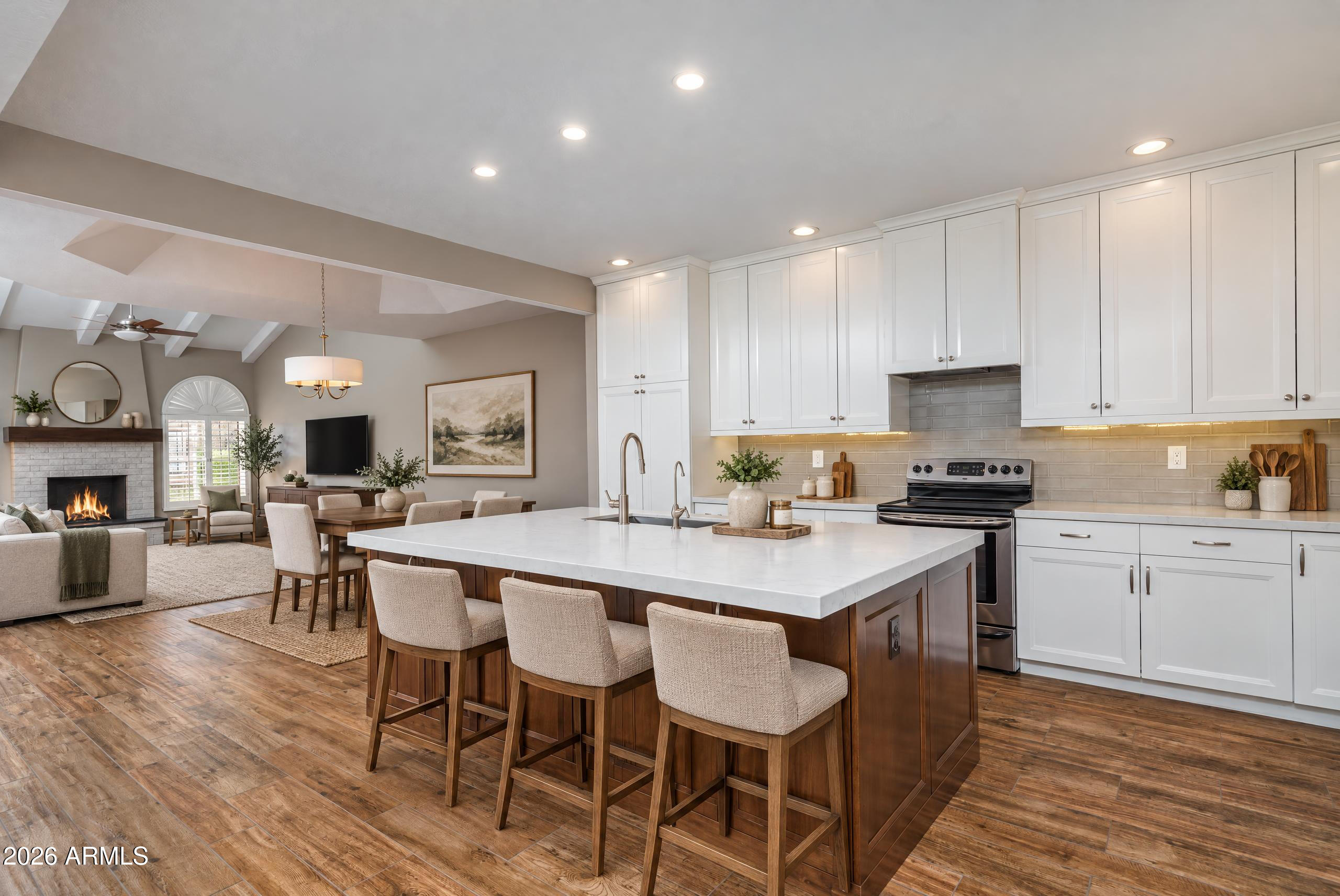 7955 E CHAPARRAL Road 135