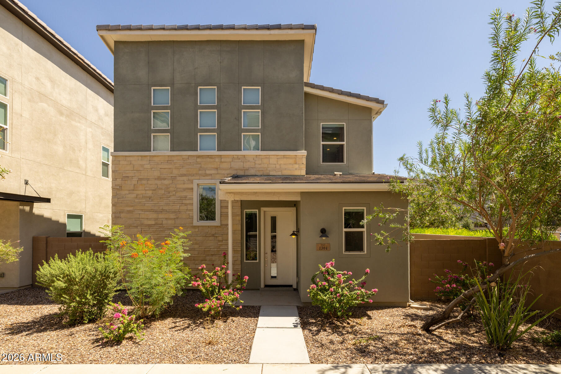 1304 N ZANE Drive