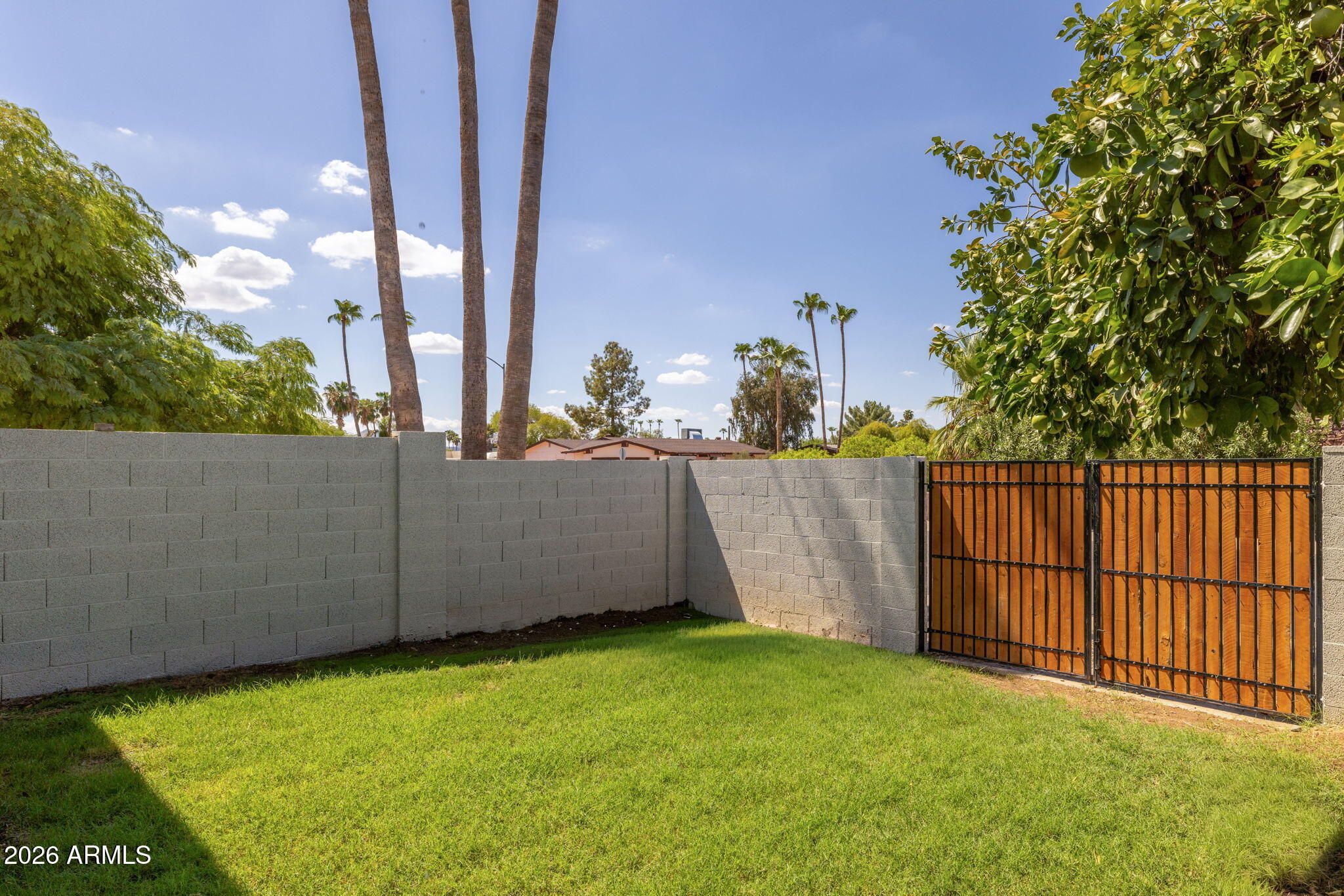 5302 E EVANS Drive