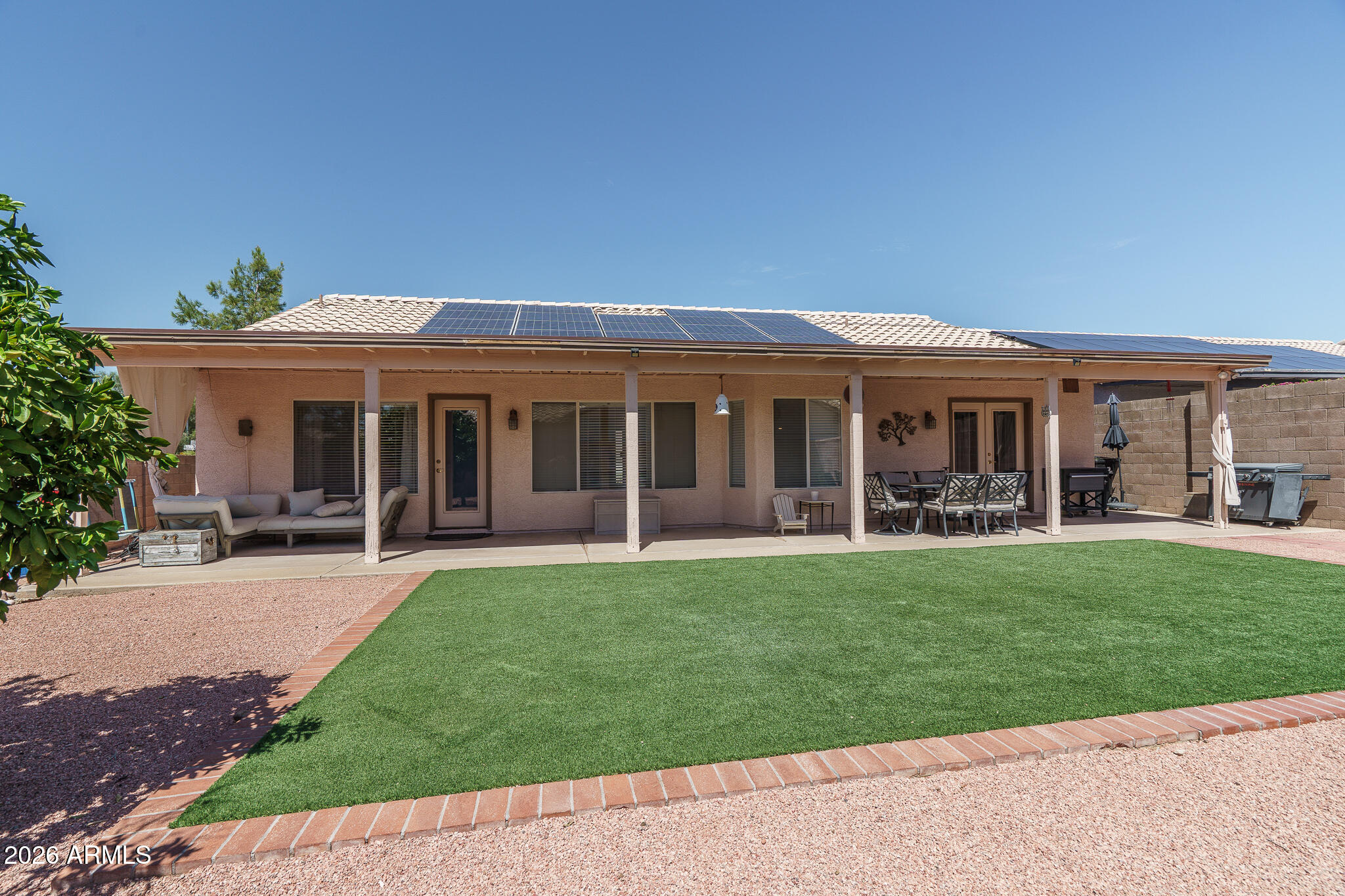 3319 E ROSEMONTE Drive
