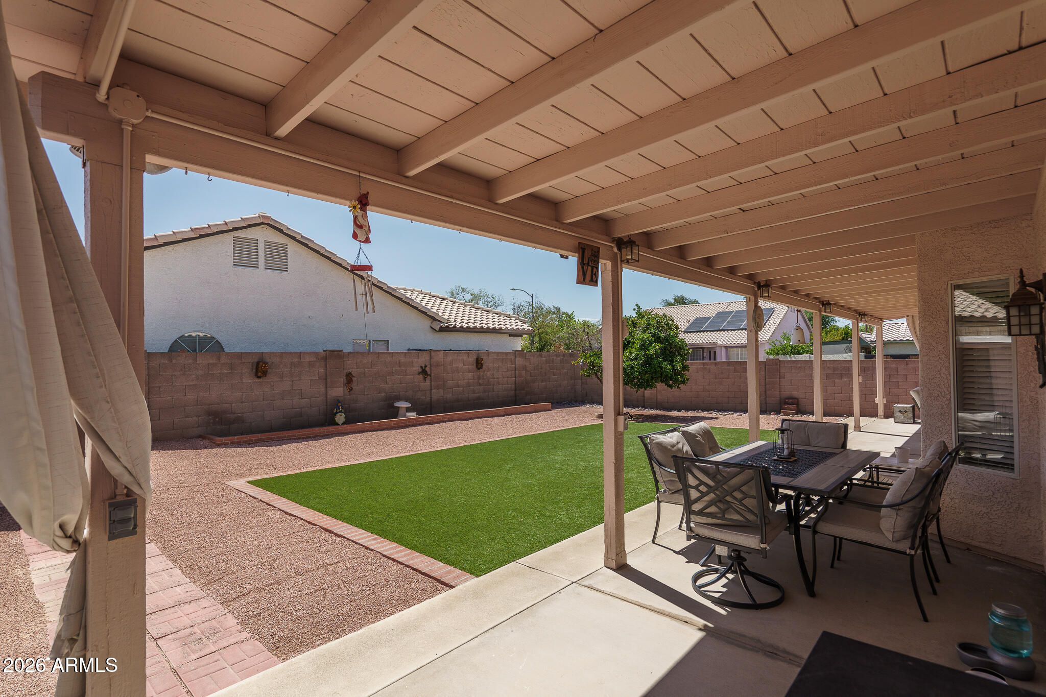 3319 E ROSEMONTE Drive