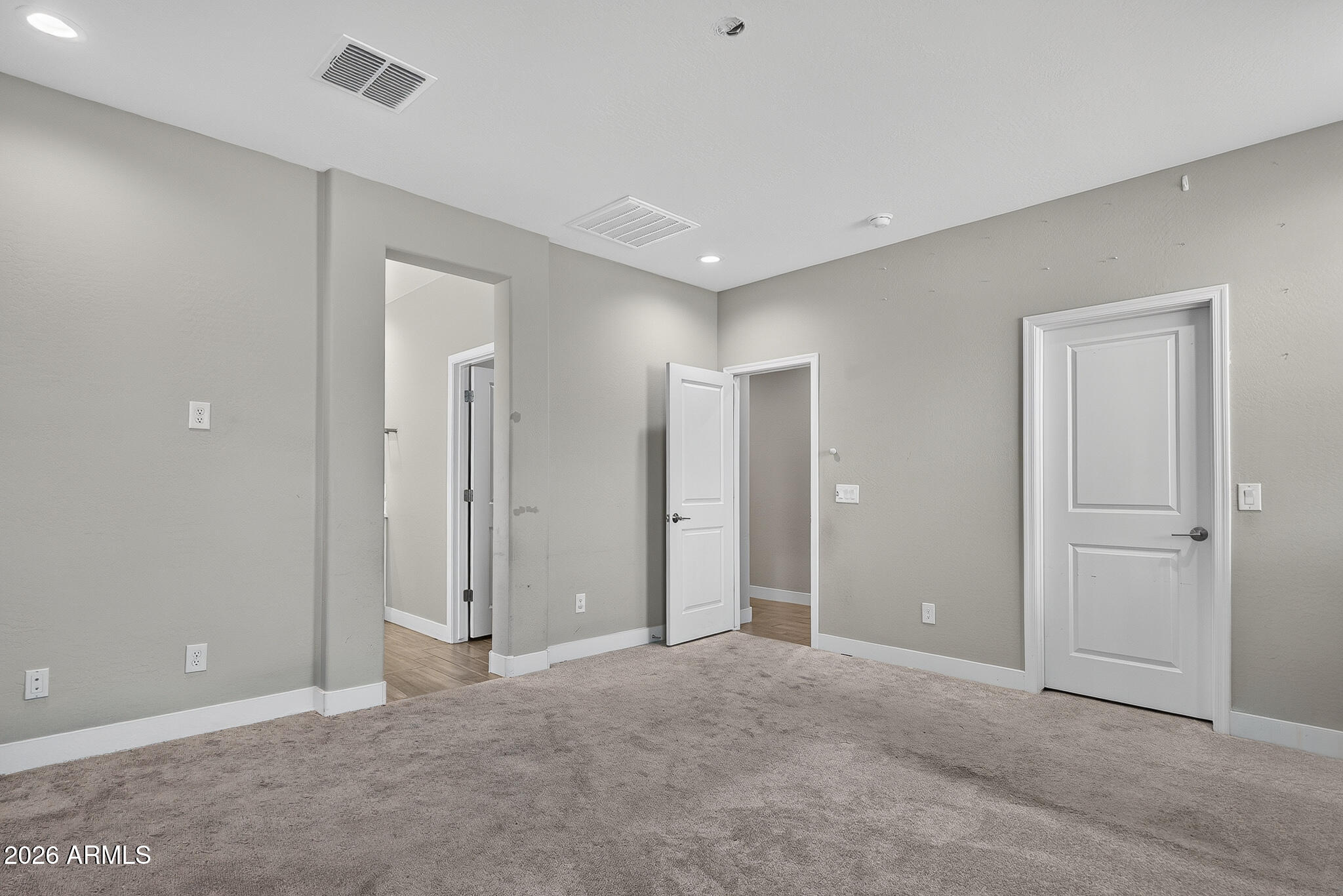 10962 W MCKINLEY Street