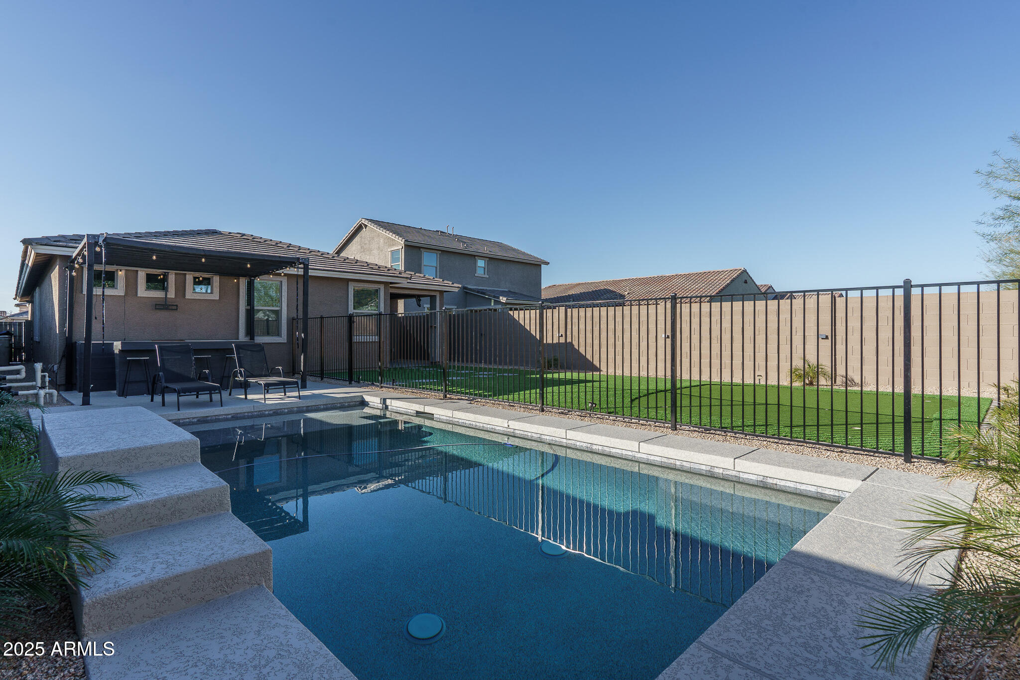 15011 N 55TH Drive