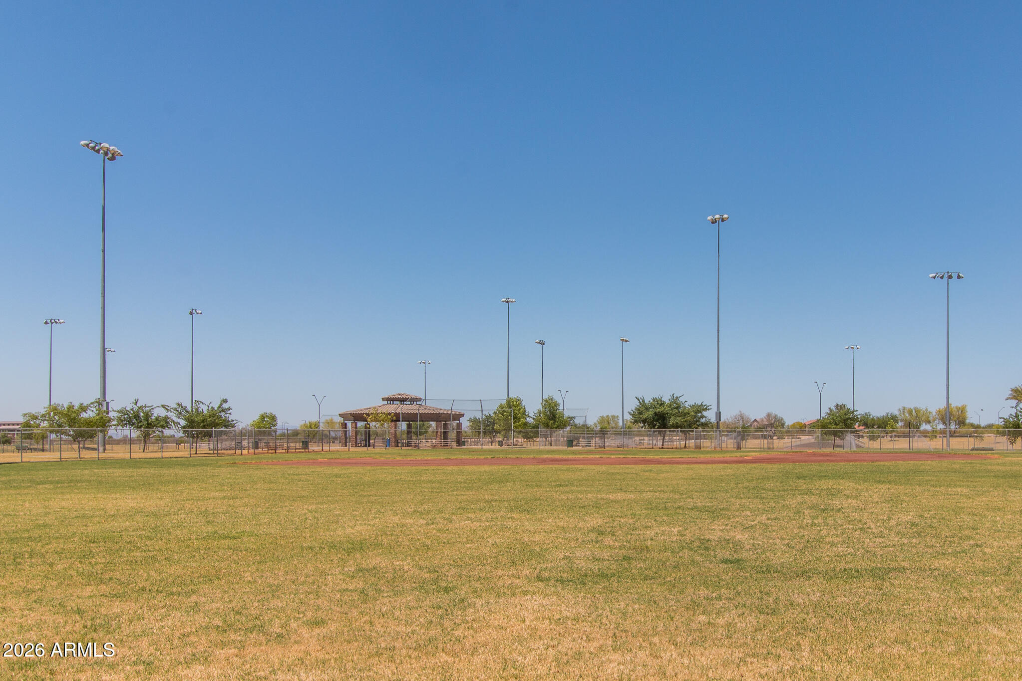 31005 W INDIANOLA Avenue