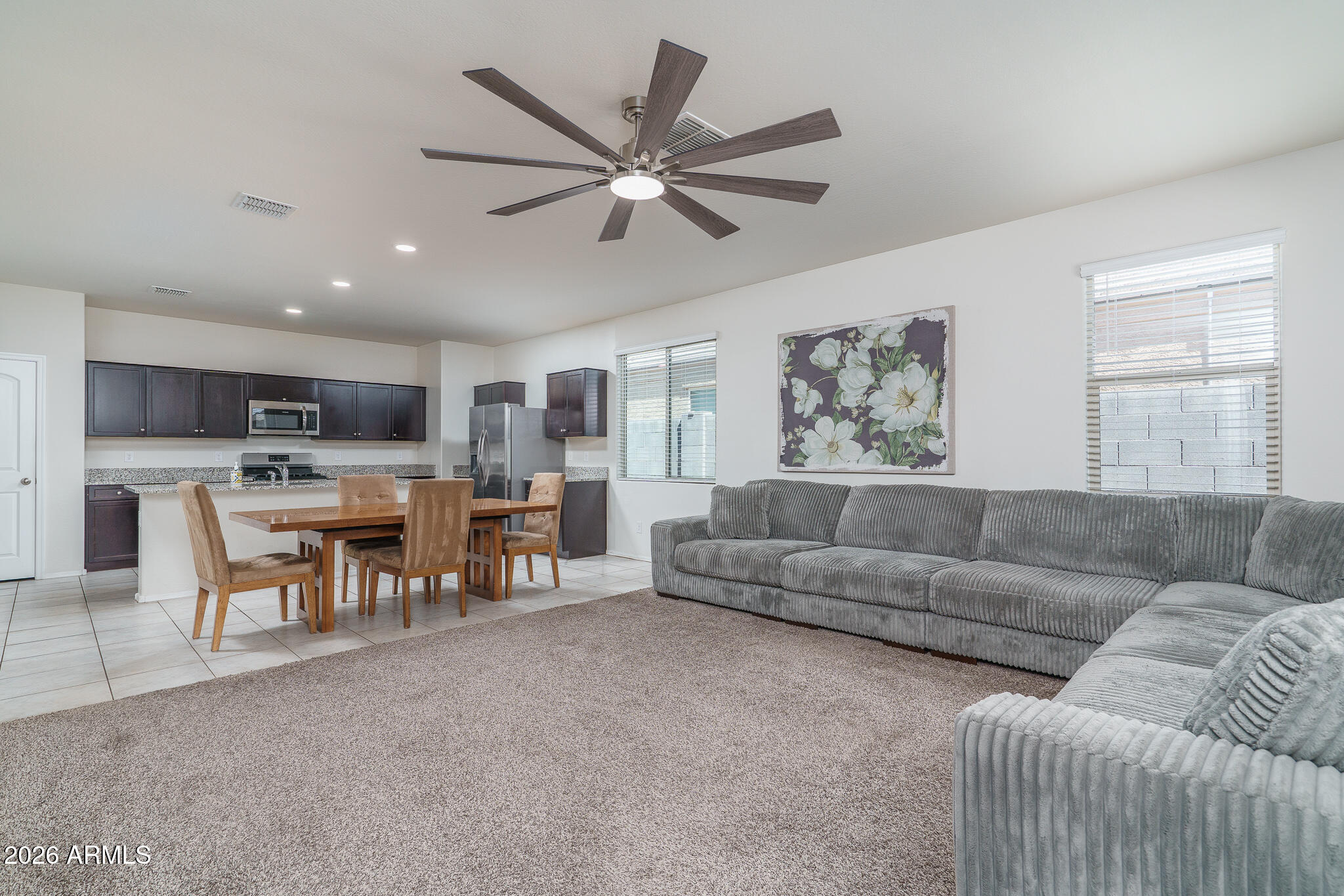 31005 W INDIANOLA Avenue