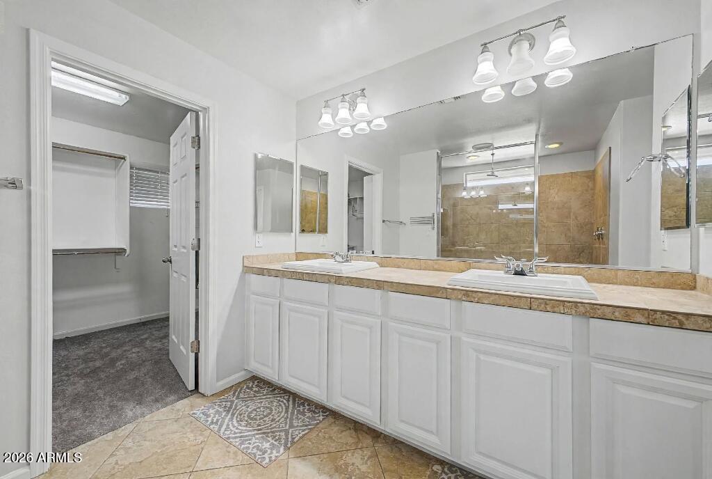 3912 E BLUE SPRUCE Lane