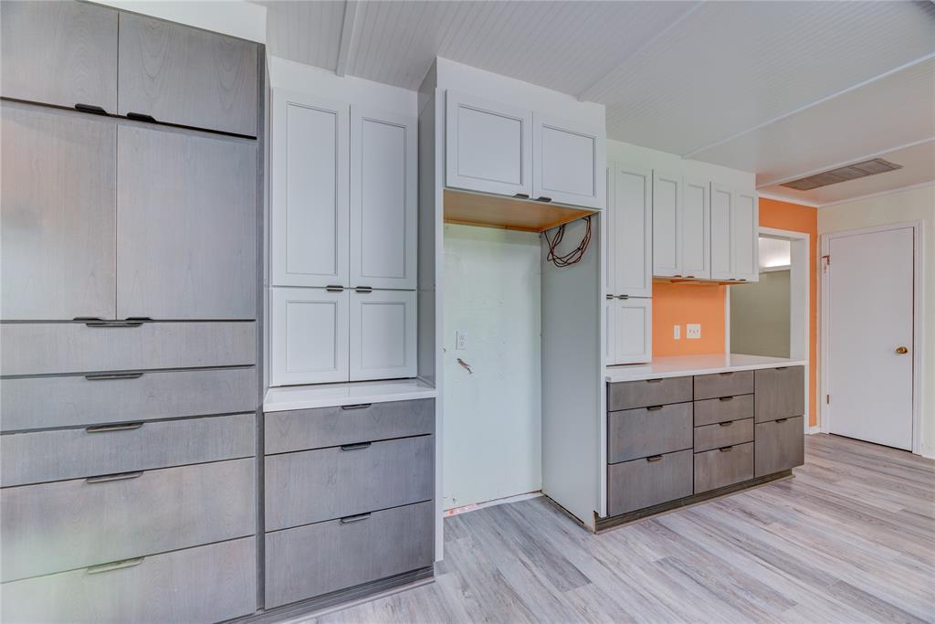 6405 Hidden Hills Drive