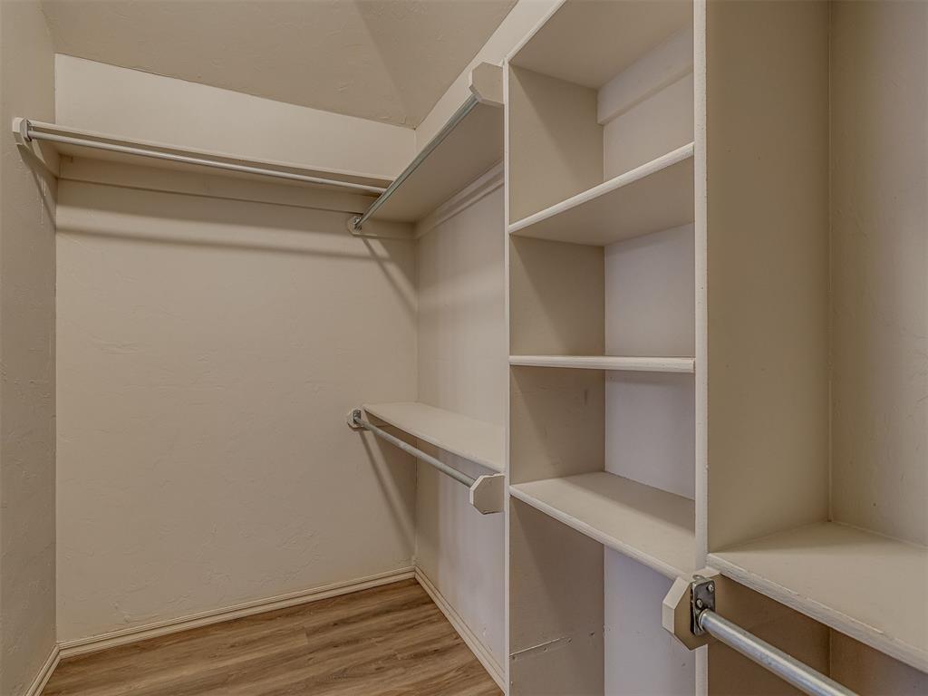 3800 Kensington Drive