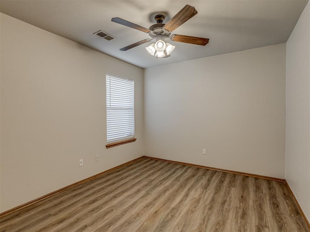 3800 Kensington Drive