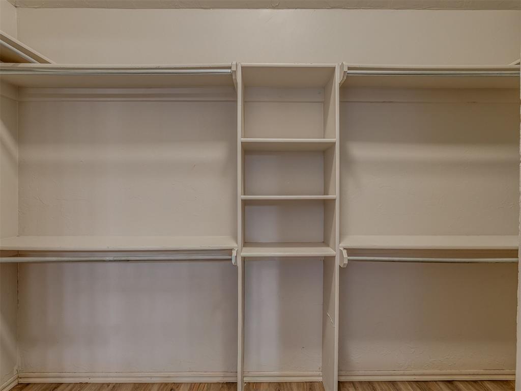 3800 Kensington Drive