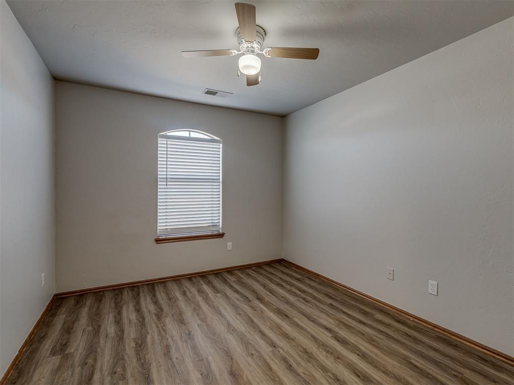 3800 Kensington Drive