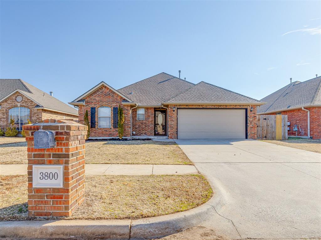 3800 Kensington Drive