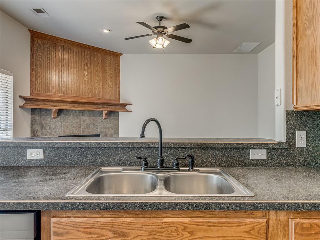 3800 Kensington Drive