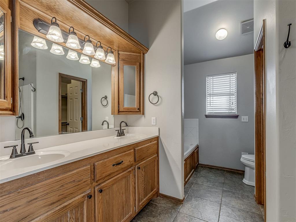 3800 Kensington Drive