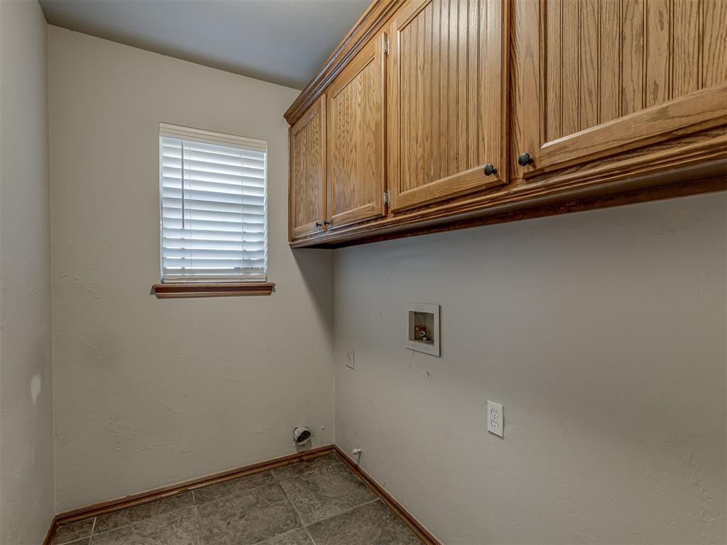 3800 Kensington Drive