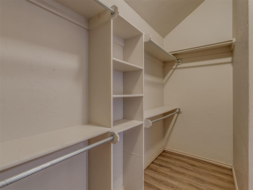 3800 Kensington Drive