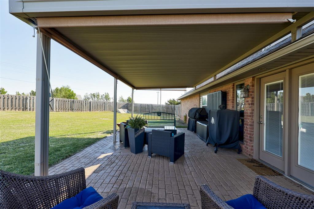 9515 Lake Drive