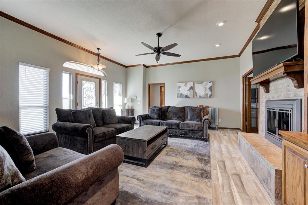 9515 Lake Drive