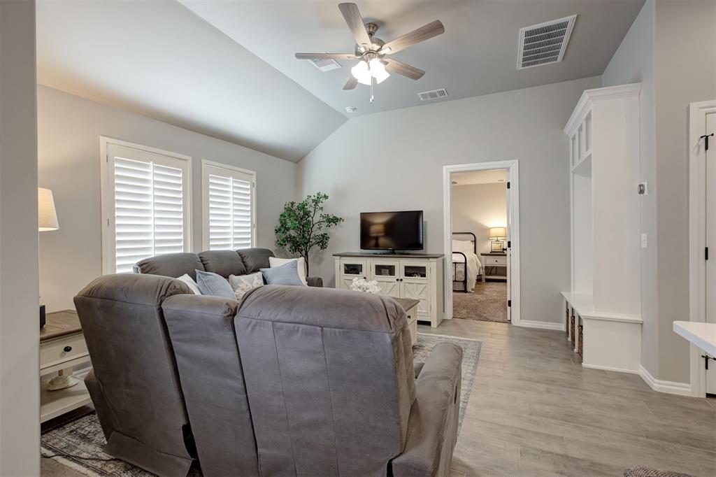3200 Open Prairie Trail