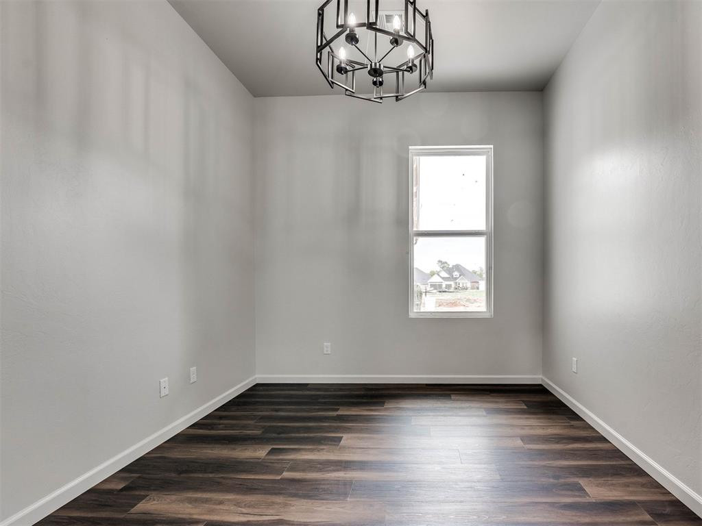 14301 Village Trail