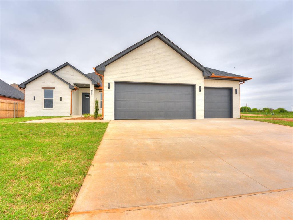14301 Village Trail