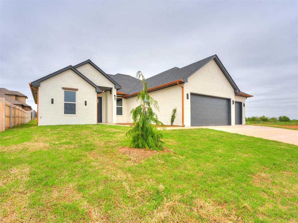14301 Village Trail