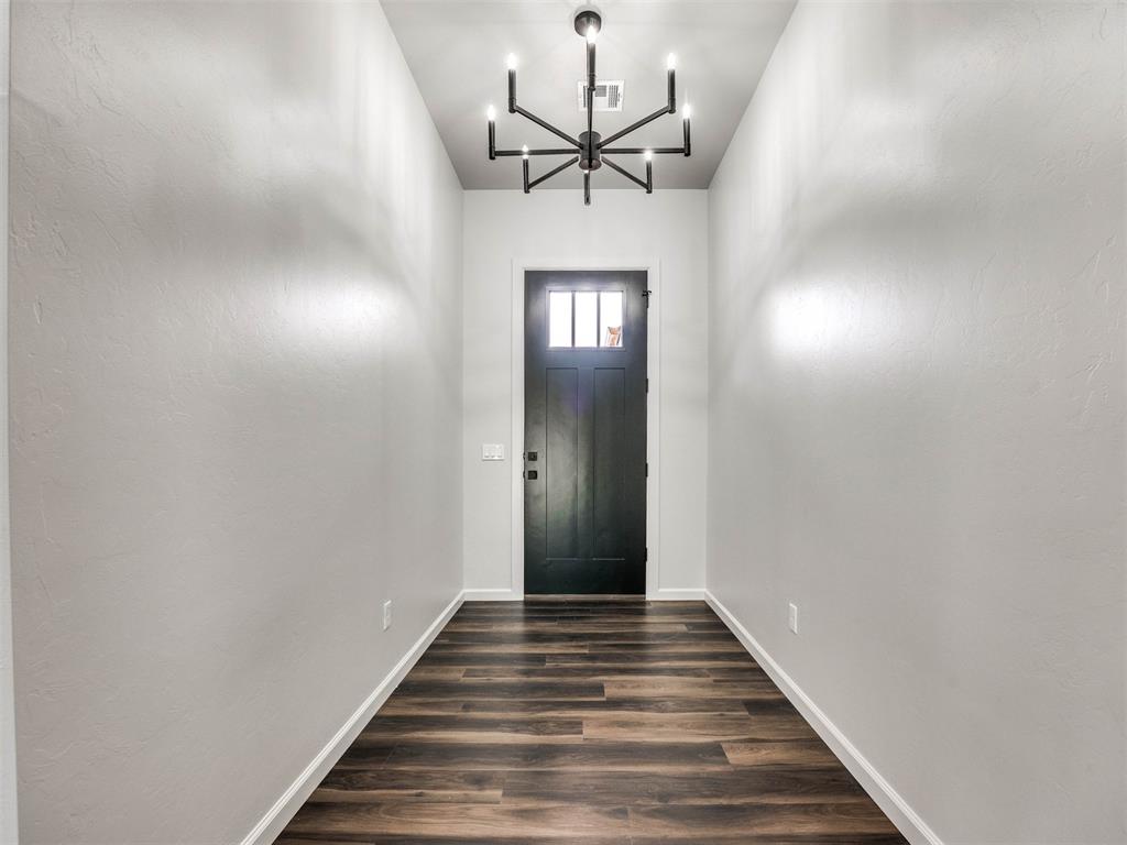 14301 Village Trail
