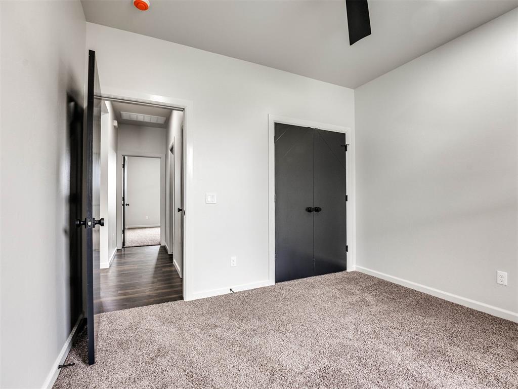 14301 Village Trail