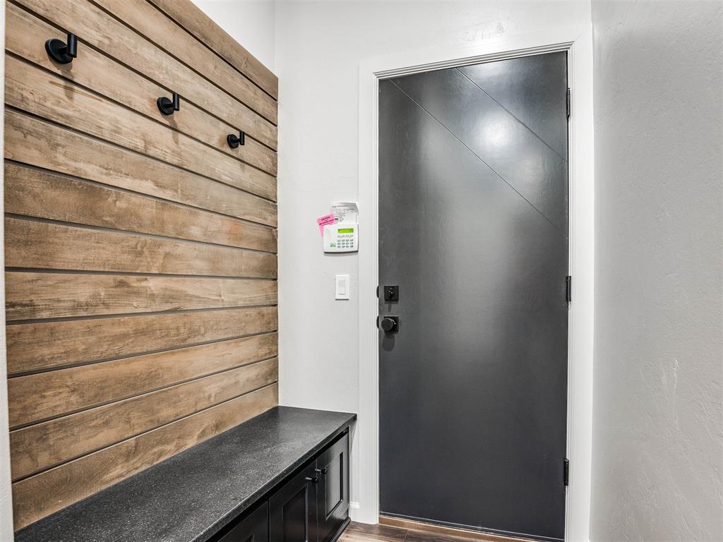 14301 Village Trail