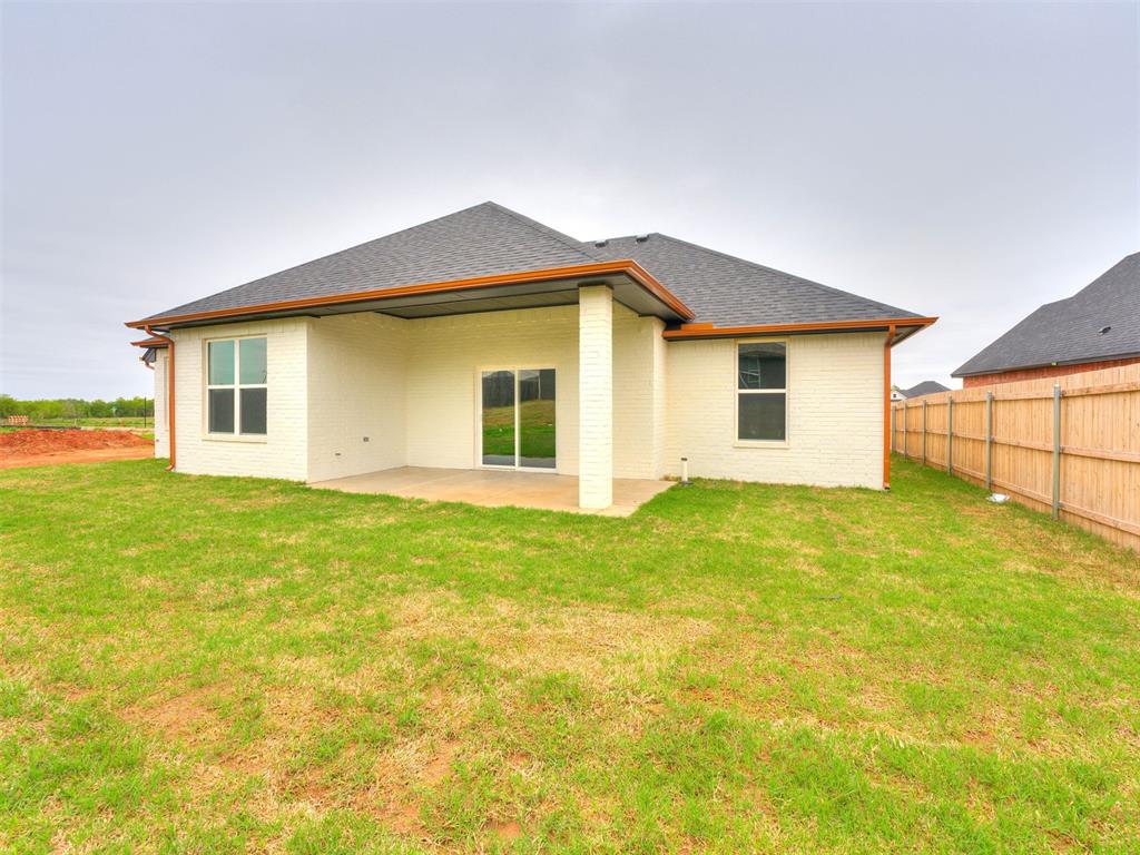 14301 Village Trail