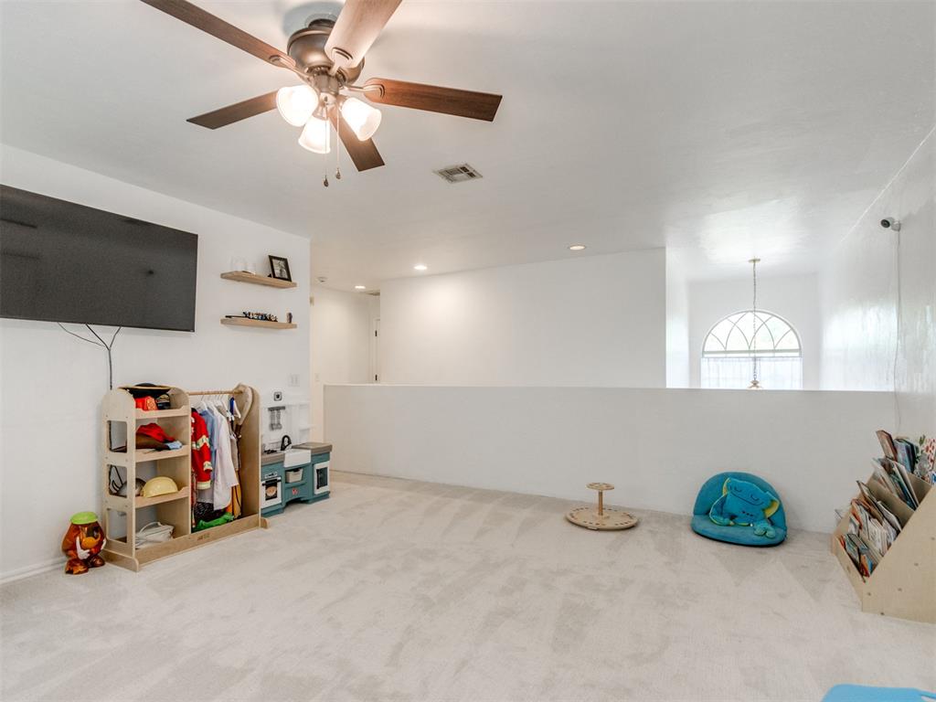 300 Hamptonridge Road