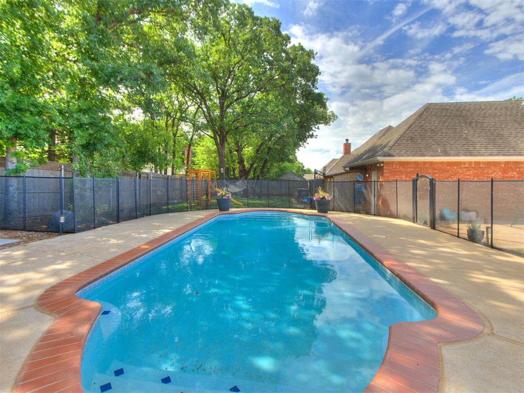 300 Hamptonridge Road