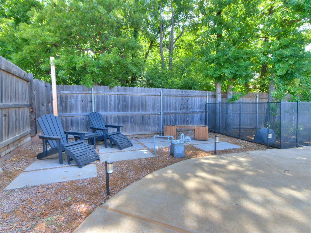 300 Hamptonridge Road