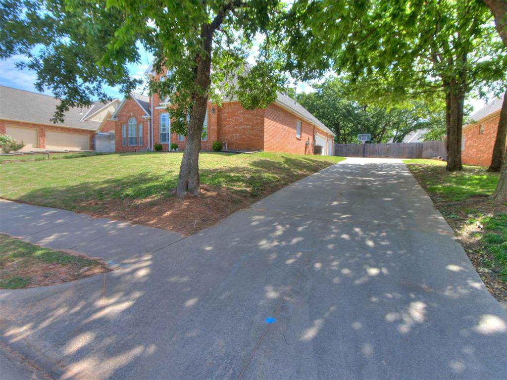 300 Hamptonridge Road