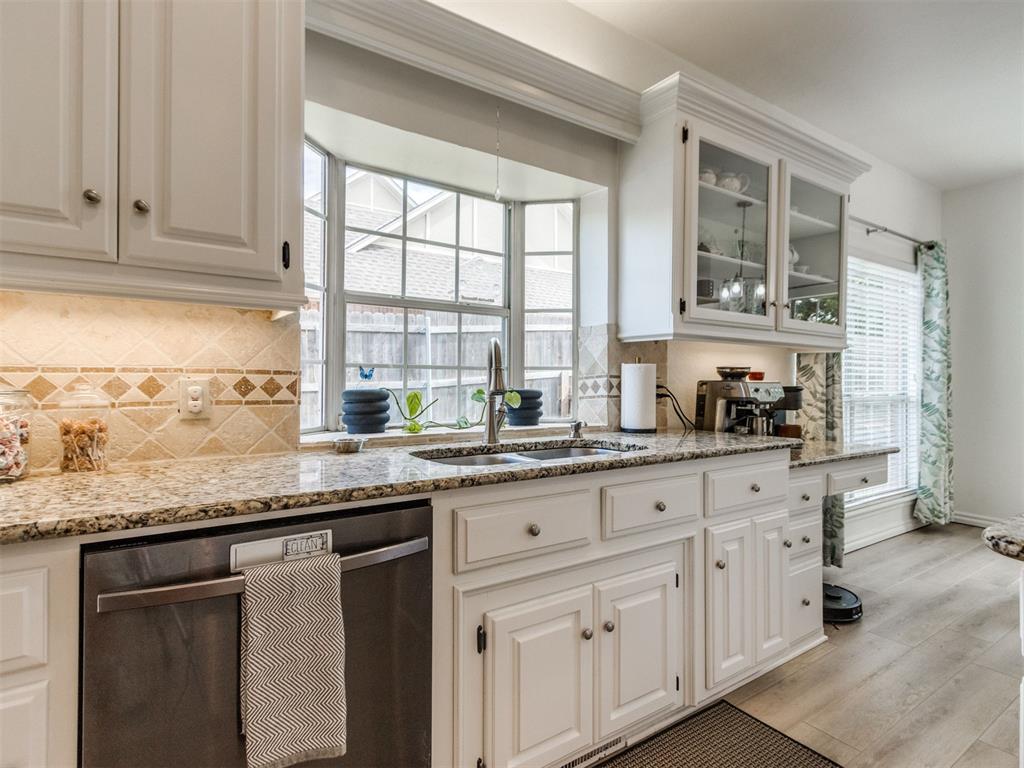 300 Hamptonridge Road