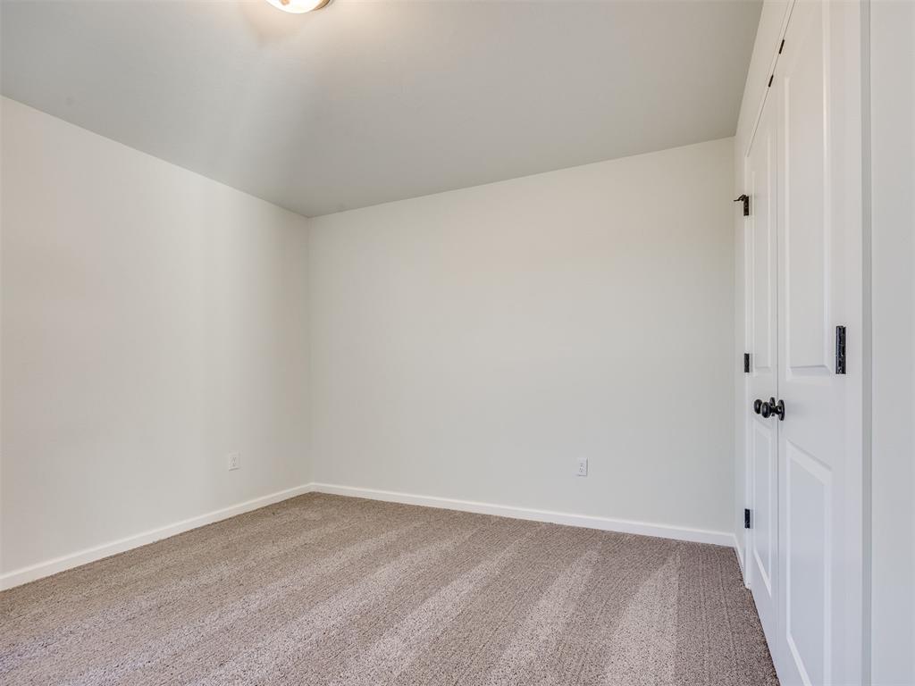 1025 SE 16th Terrace