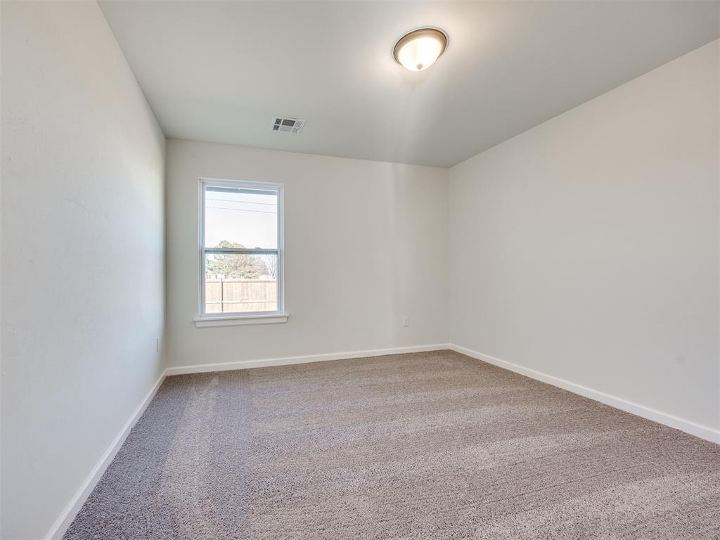 1025 SE 16th Terrace
