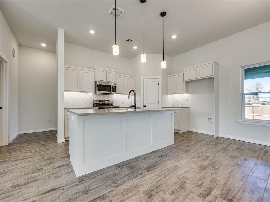 1025 SE 16th Terrace