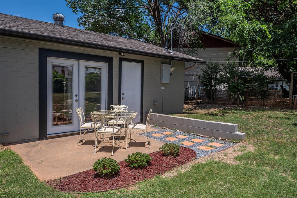 2412 Piccadilly Circle