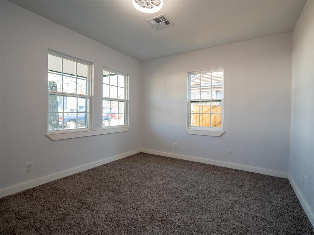 420 W Johnson Street