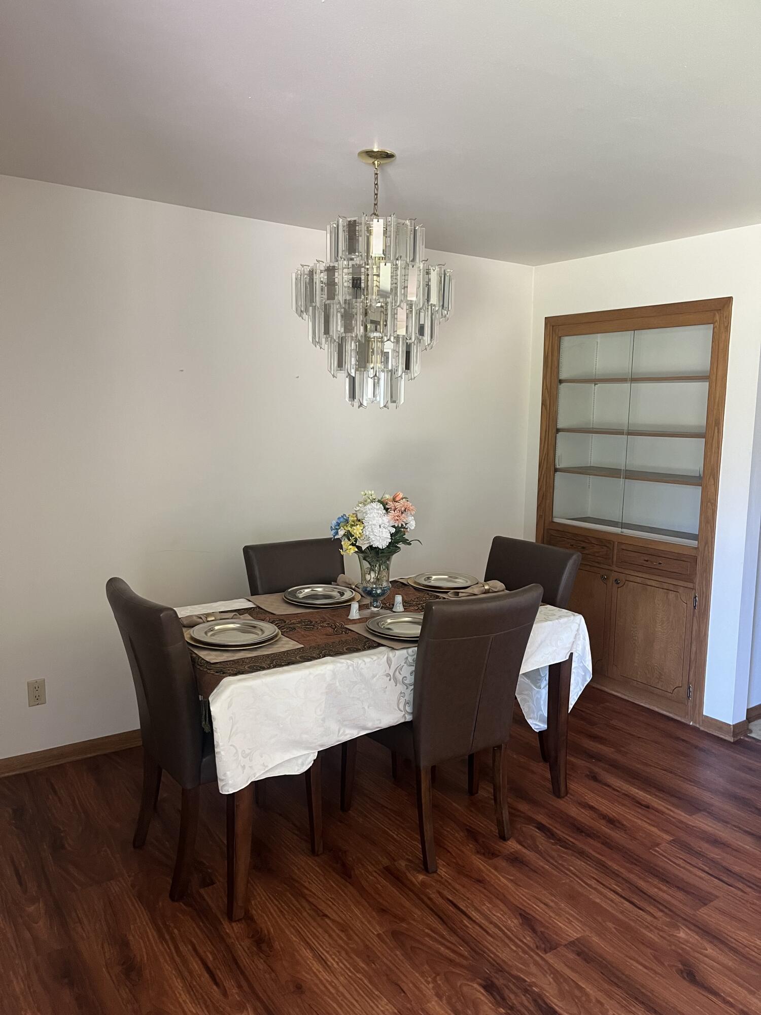 W159N5636 Cindy Ct, Menomonee Falls