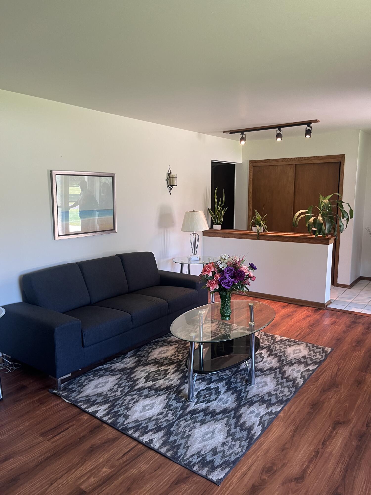 W159N5636 Cindy Ct, Menomonee Falls